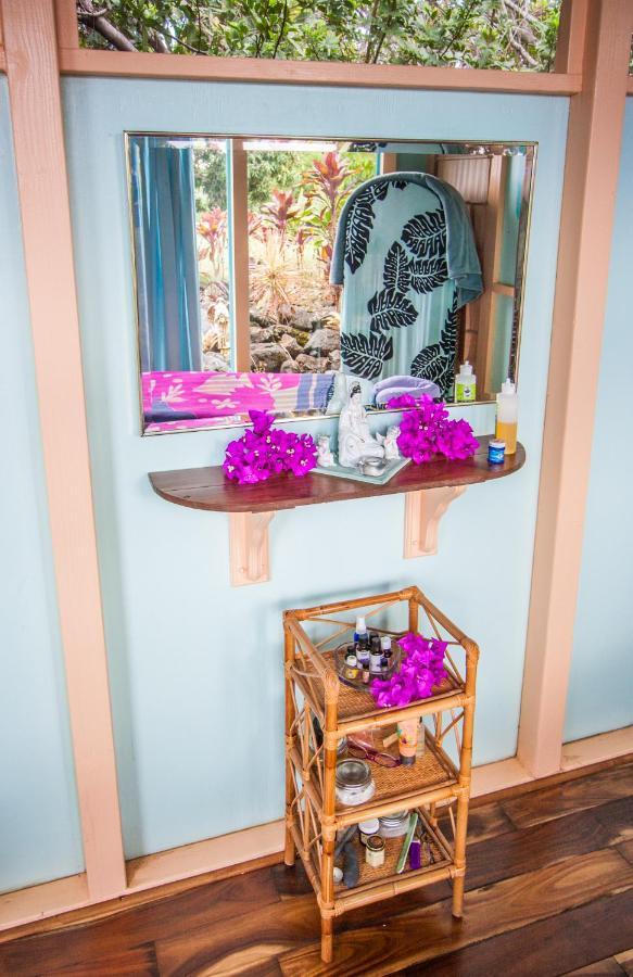 Banyan Tree Sanctuary Guest House Kalaoa Bagian luar foto